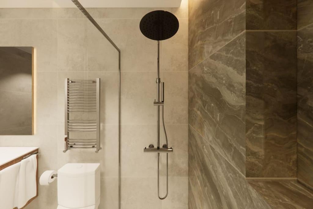 Plaza Espana X Calle Isabel La Catolica 1Br 1Bh Madrid Bagian luar foto
